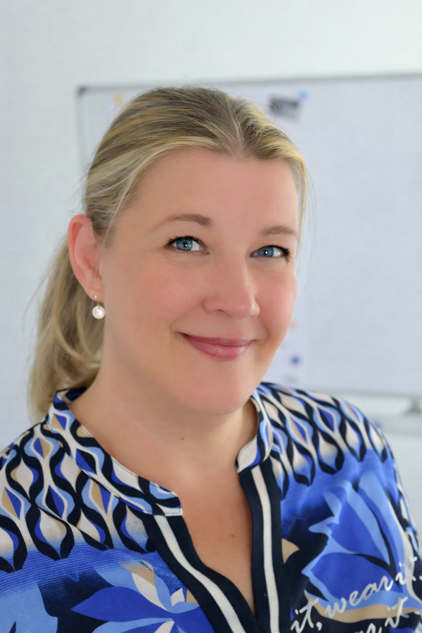 Dr. Britta-Verena Pieper Dr. Britta-Verena Pieper